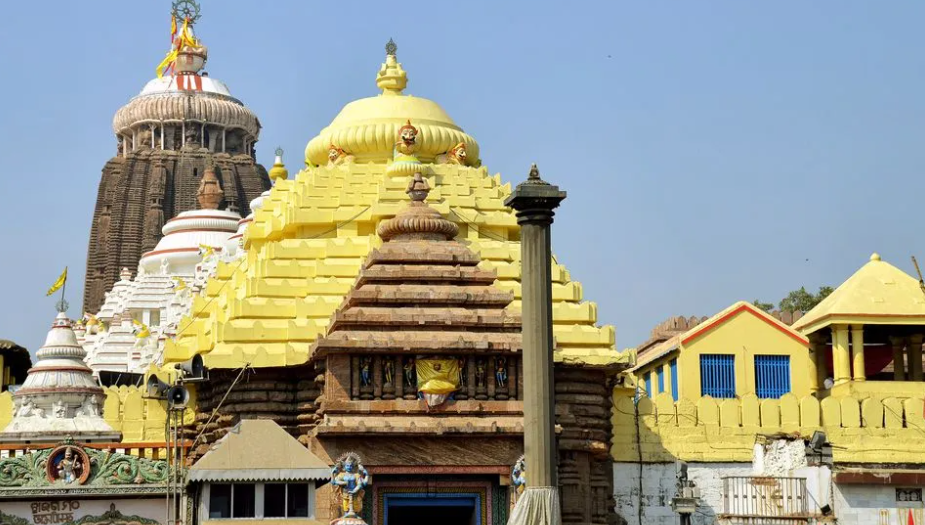 Jagannath Puri temple desecrated by Muslim man after he forcefully enters temple, climbs atop a dome