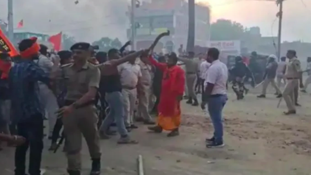 Communal clash after miscreants pelt stones at a Ram Navami procession