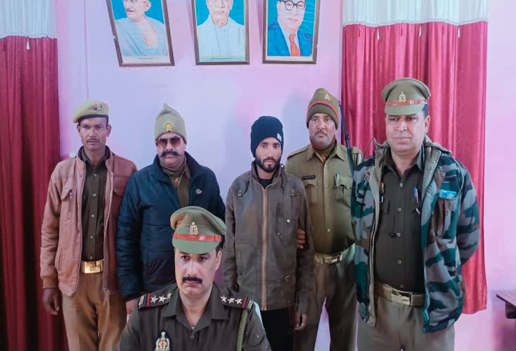 Muslim man poses as a Hindu to lure Hindu minor on Facebook, abducts and rapes her
