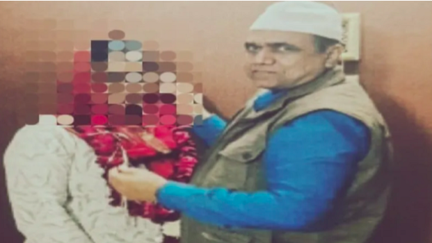 Muslim man of Udaipur sexually assaults, forcefully marries and converts Hindu married woman, throws her idols out of the house, threatens victim to sell her minor daughter if she refuses to convert
