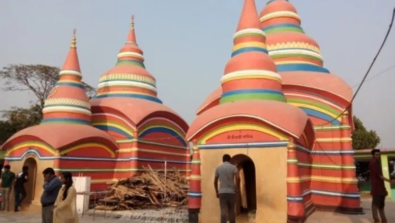 Bags containing raw beef found hanging in three Hindu temples and one Hindu home in Bangladesh