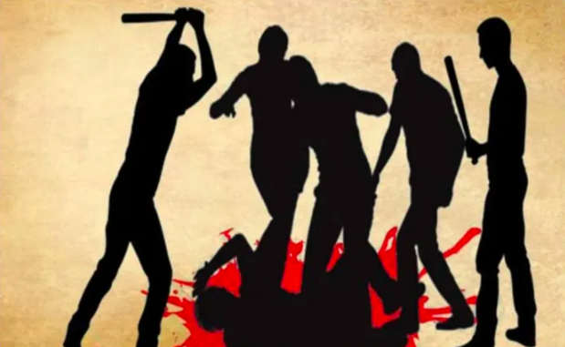 Muslim mob assaults Hindu man for giving a lift to Muslim classmate