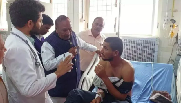 Muslim youths assault Hindu boy over suspicion of dating his Muslim sister