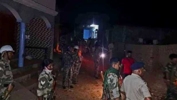 Ram Navami procession attacked by Muslims while it passes a mosque