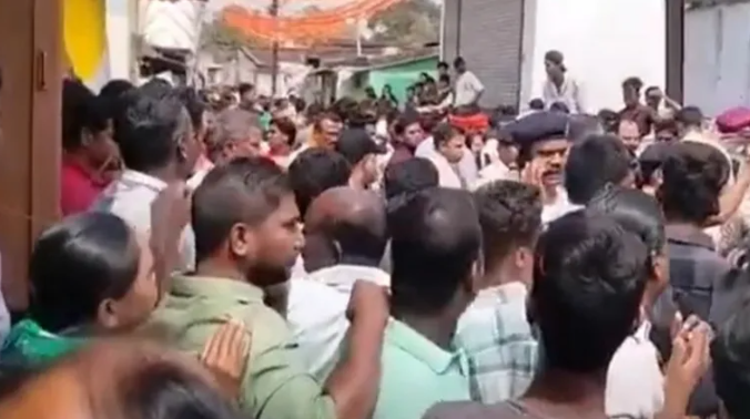 Stones pelted from Church on Bajrang Dal volunteers opposing religious conversion