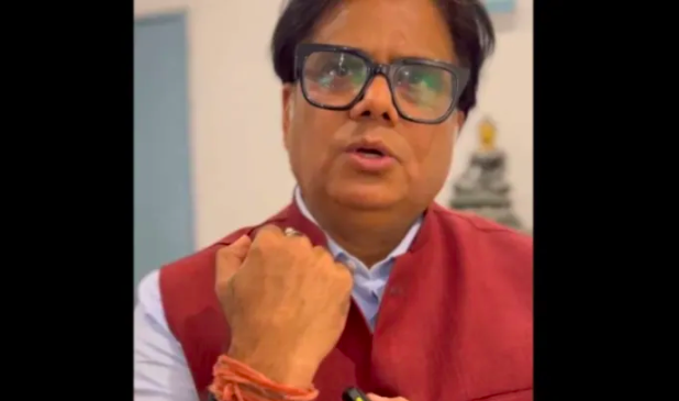 Hindu journalist pressured to hide sacred Kalava on air during UPA era