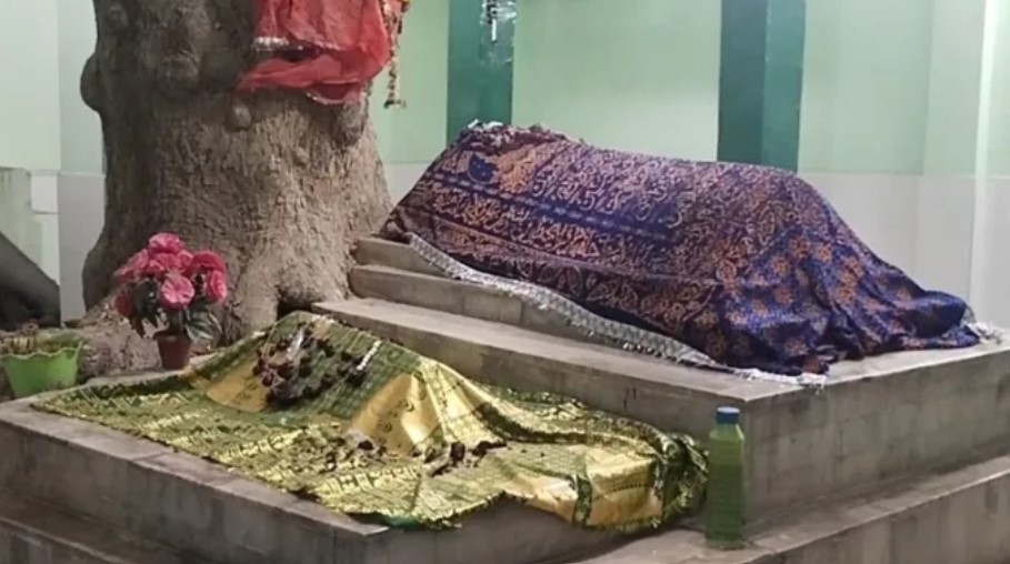 Maulana and his sons sexually assaulted and forcibly converted a Hindu woman and her daughter to Islam