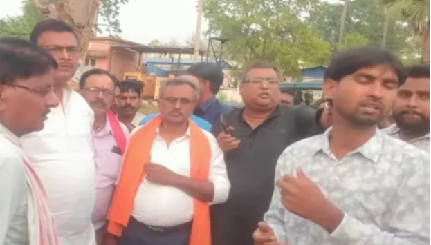 Dalit youth returning from BJP rally beaten with iron pipe in Hazaribagh's Muslim-dominated area, mob hurls casteist slurs