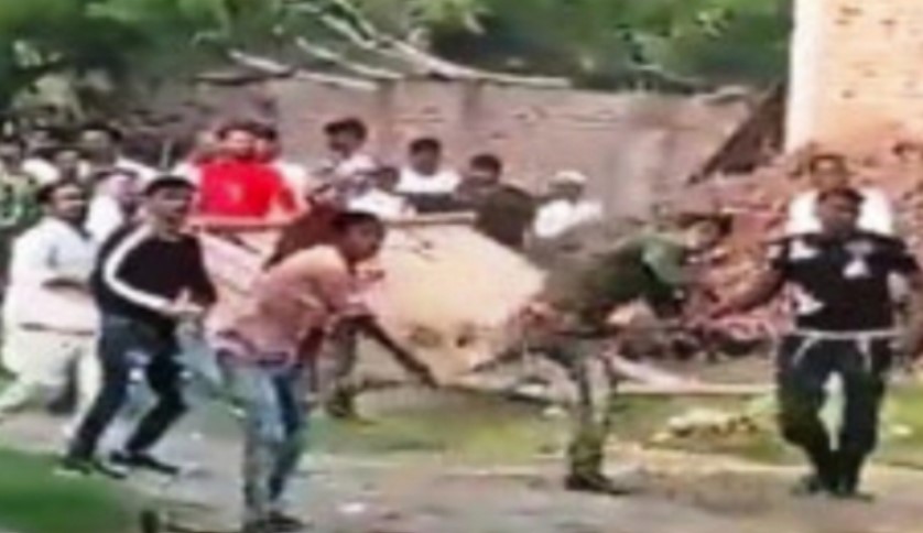 Stones pelted at Hindus during Eid procession in Sitapur, Uttar Pradesh