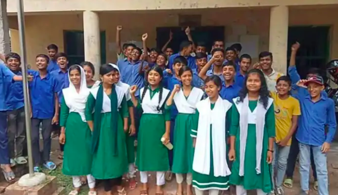 Hindu headmaster humiliated and assaulted by Muslims in Bangladesh's school