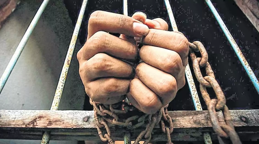 Muslim duo convert a girl to Islam by brainwashing her through videos of a controversial Islamic preacher, arrested