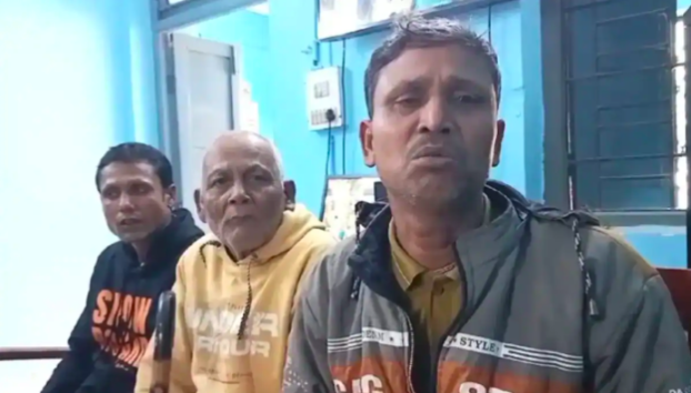 Hindu family victimised over religious identity by Muslim neighbours, forced to flee from Bangladesh