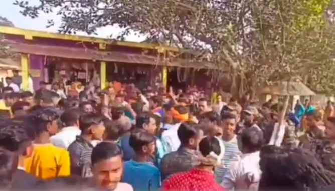 Hindu youths attacked by Muslim mob for chanting Jai Sri Ram during Ram Mandir pran pratishtha celebration