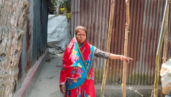 Hindu woman in Bangladesh faces illegal land encroachment, home vandalism and death threats from Muslim occupiers
