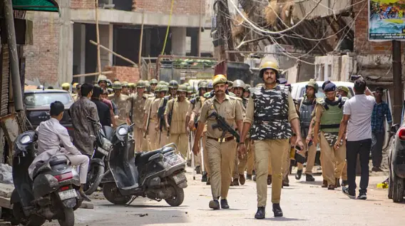 Ram Navami Shobha Yatra hurled with stones and bricks; police dismisses it as 'rumour'