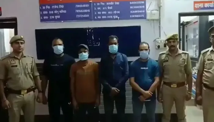 Hindu man and his driver attacked by Muslim mob amid chants of "Allahu Akbar"