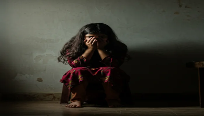 Hindu minor blackmailed with morphed images; family subjected to death threats