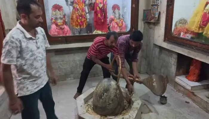 Shiva temple vandalised in Meerut; sacred symbols damaged in attack