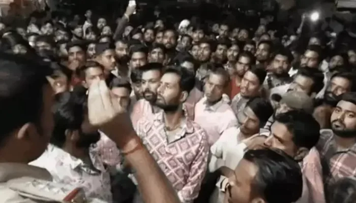Hindu man abused, slapped and threatened with death for wearing a tilak in a 'Muslim area'