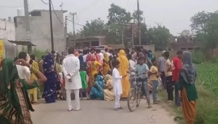Hindu religious procession and devotees violently attacked by a Muslim mob over playing of DJ near mosque