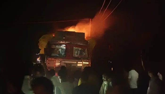 Truck carrying large quantity of cow meat intercepted in Bhojpur, Uttar Pradesh