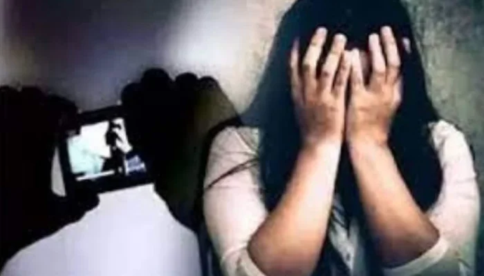 Hindu woman raped and pressured for religious conversion by Muslim man posing as Hindu; minor daughter sexually assaulted to break her will