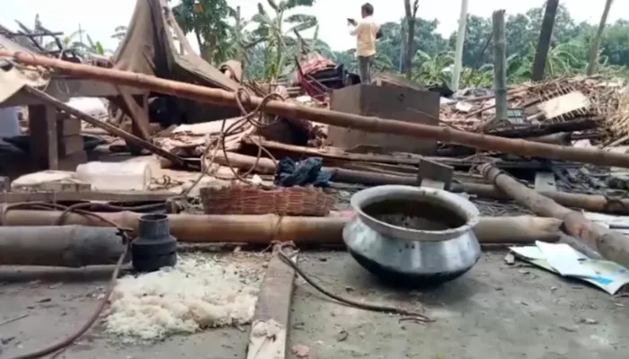 Hindu families attacked and evicted from their homes by Muslim mob; ‘madrasa’ signboards put up to encroach upon their land