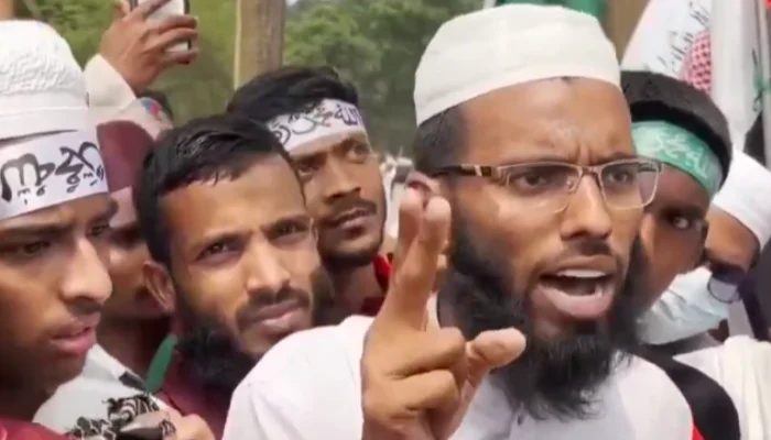 Violent threats to kill Hindus raised by Muslim man in Bangladesh amidst ongoing persecution of Bangladeshi Hindus