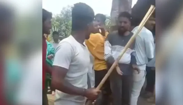 Hindu activists brutally attacked by Muslims for opposing cow smuggling in Karnataka