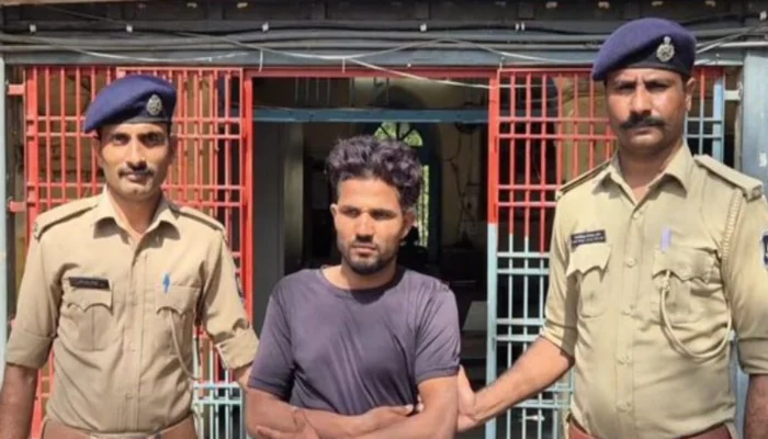 Minor Hindu girl lured, raped, and abducted by Muslim man; had history of targeting Hindu girls