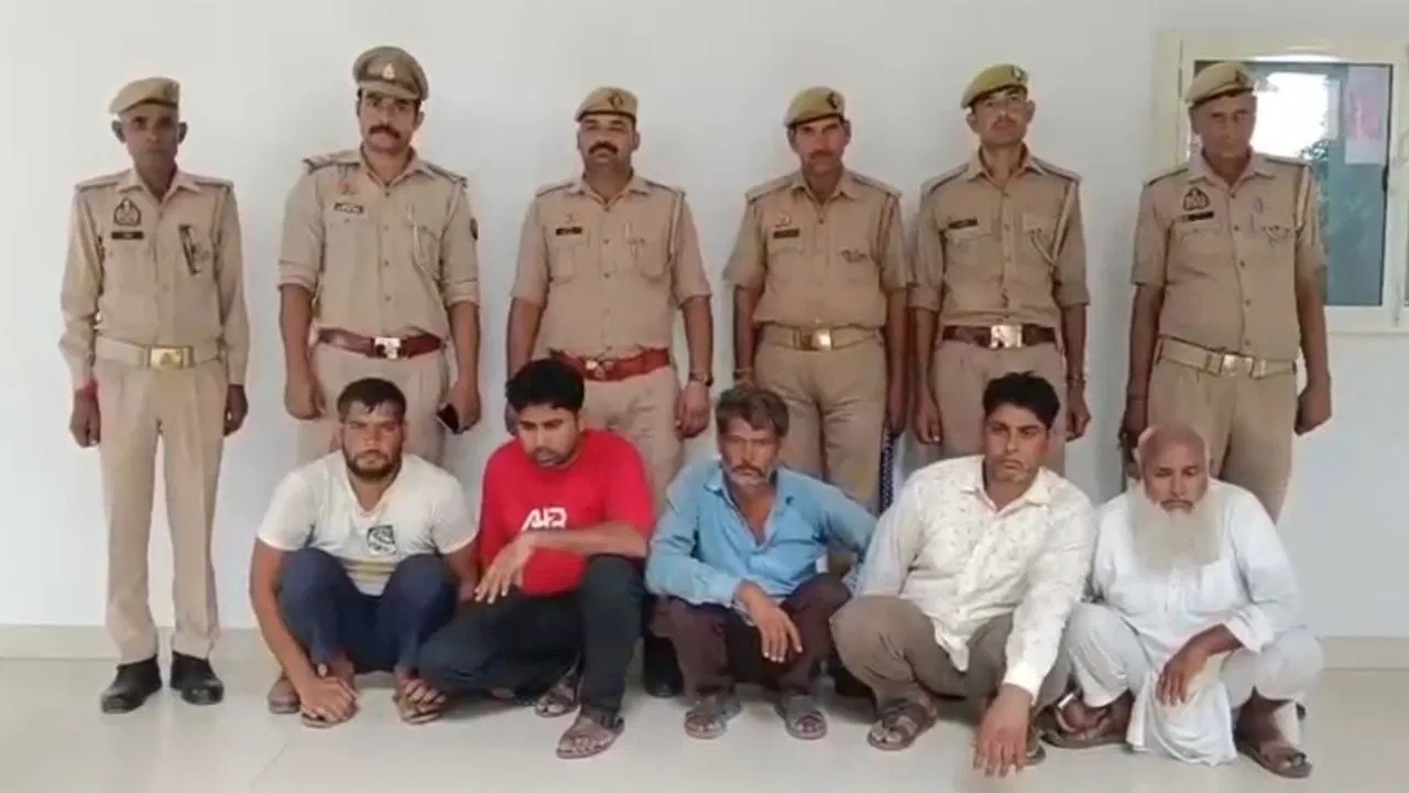 Hindu man deceived, forcibly converted, circumcised, stripped of braid, and dispossessed of property by Muslim villagers