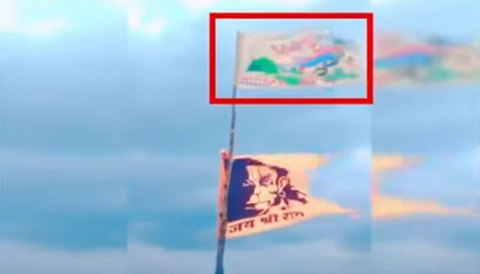 Hindu religious sentiments insulted: Muslim youths hoist Islamic flag over Hindu flag near Ganesh pandal in Chhattisgarh