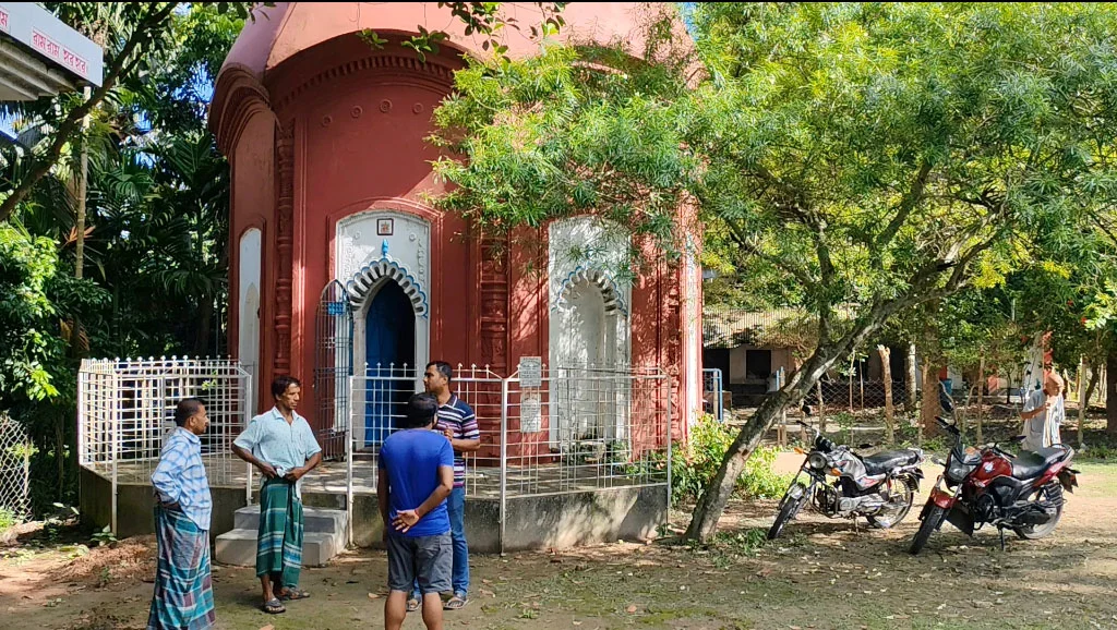 Hindu temple looted amidst persecution of Hindus in Jhenaidah Sadar Upazila in Bangladesh