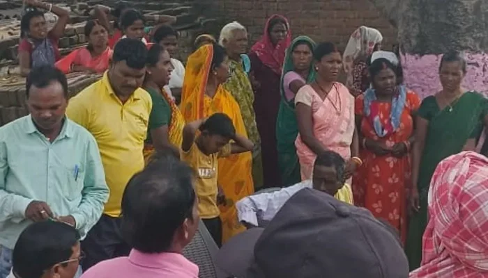 Tribal Hindu family offered inducements, made to discard Hindu symbols for religious conversion by Christian man