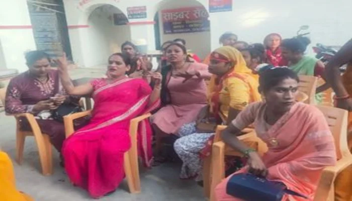 Hindu transgender woman harassed and pressured for Islamic conversion by Muslim transgender