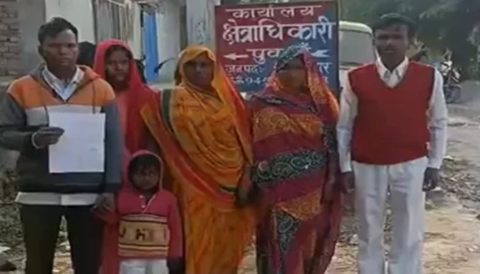 Hindu man brutally assaulted and subjected to casteist abuse by Muslim man; mocked for wearing tilak