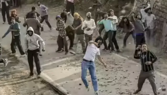 Hindu residents attacked by Muslim community during renovation of century-old Kali temple, threatened with conversion of area into Bangladesh