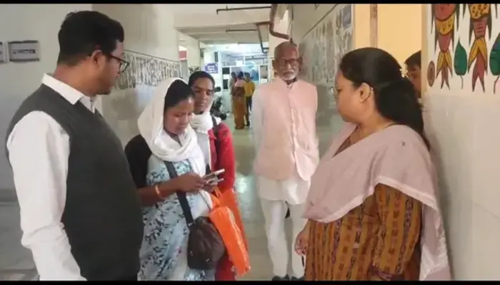 Hindu patients in hospital encouraged to attend Changhai sabha for religious conversion by two Christian women 