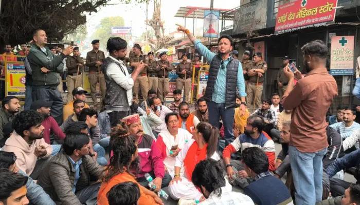 Hindu devotees prevented from reciting prayers at temple; Dehradun police claims prayers near mosque could ‘disturb atmosphere’ 