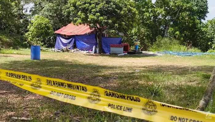 Hindu Temple vandalised and illegally demolished by Islamic organisation in Selangor, Malaysia 
