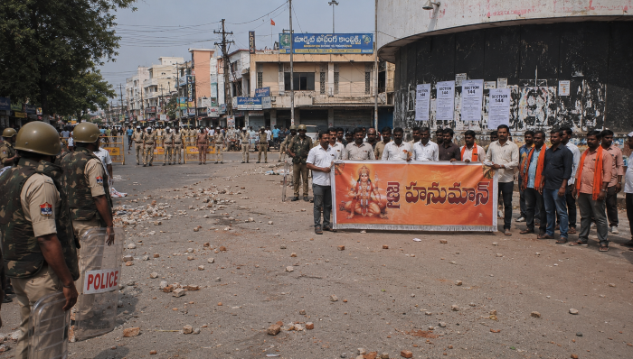 Hindus attacked with stones for resisting road named after Islamic tyrant Tipu Sultan, demanding Lord Hanuman's name