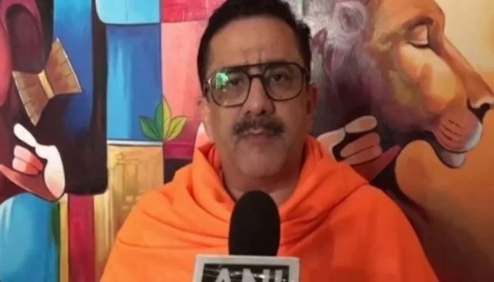 Hindu man who left Islam and adopted Hinduism targeted with doctored video and death threats; Muslim man labels him 'apostate'