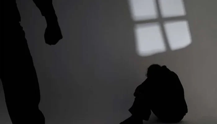 Hindu woman raped on pretext of marriage by Muslim man posing as Hindu; accused gained her trust by promising to convert to Hinduism