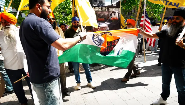 Khalistani protest turns anti-Hindu: PM Modi targeted with “Hindu terror” slur, Indian Tricolour desecrated amid “Khalistan Zindabad” chants