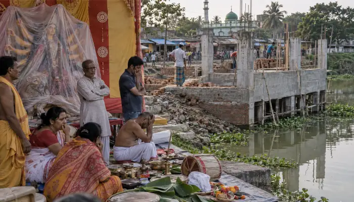 Hindu community forced to suspend century-old Durga Puja after Muslim man encroaches on sacred idol-immersion ghat in Naogaon, Bangladesh