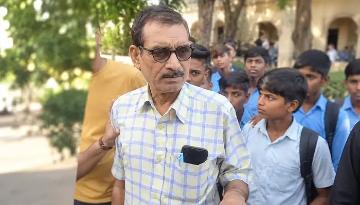 Minor Hindu students reprimanded for chanting ‘Jai Shri Ram’, subjected to mocking remarks about Hindu deities by teacher in Kasganj