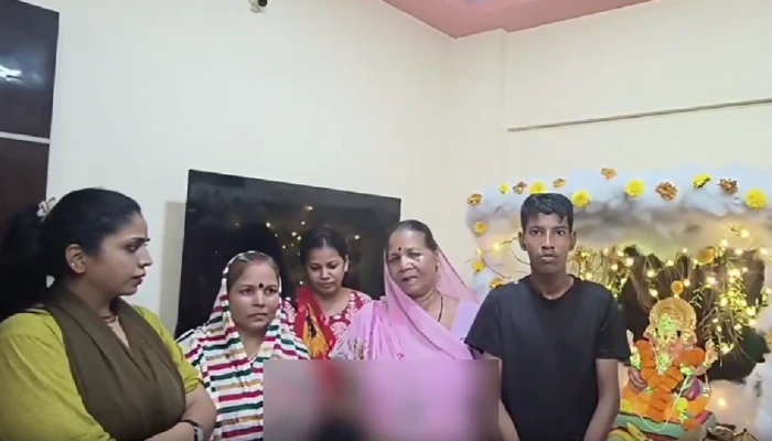 Hindu family threatened with eviction by Muslim woman over celebrating Ganesh Chaturthi; accused had repeatedly objected to Hindu pujas and reciting Hanuman Chalisa
