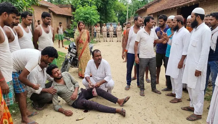 Hindu man brutally assaulted and shot by Muslim men for having relationship with Muslim girl in Khagaria, Bihar