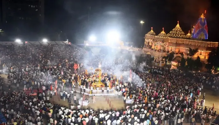 Hindu faith mocked on social media; Muslim mob attack Hindu man’s house with stones, issue 'sar tan se juda' threats for opposing the insult and defending his faith